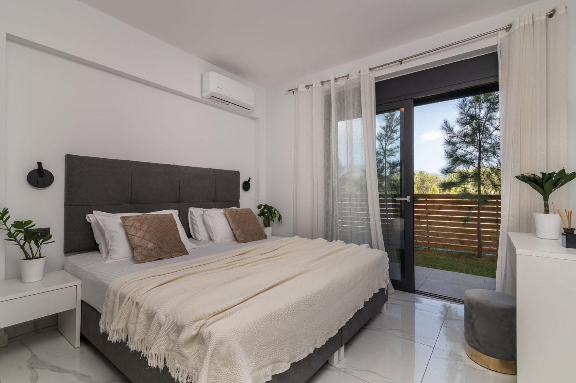 Sunwhite Villas - Private Pool & Cozy Atmosphere, By Zantewize Laganas Dış mekan fotoğraf