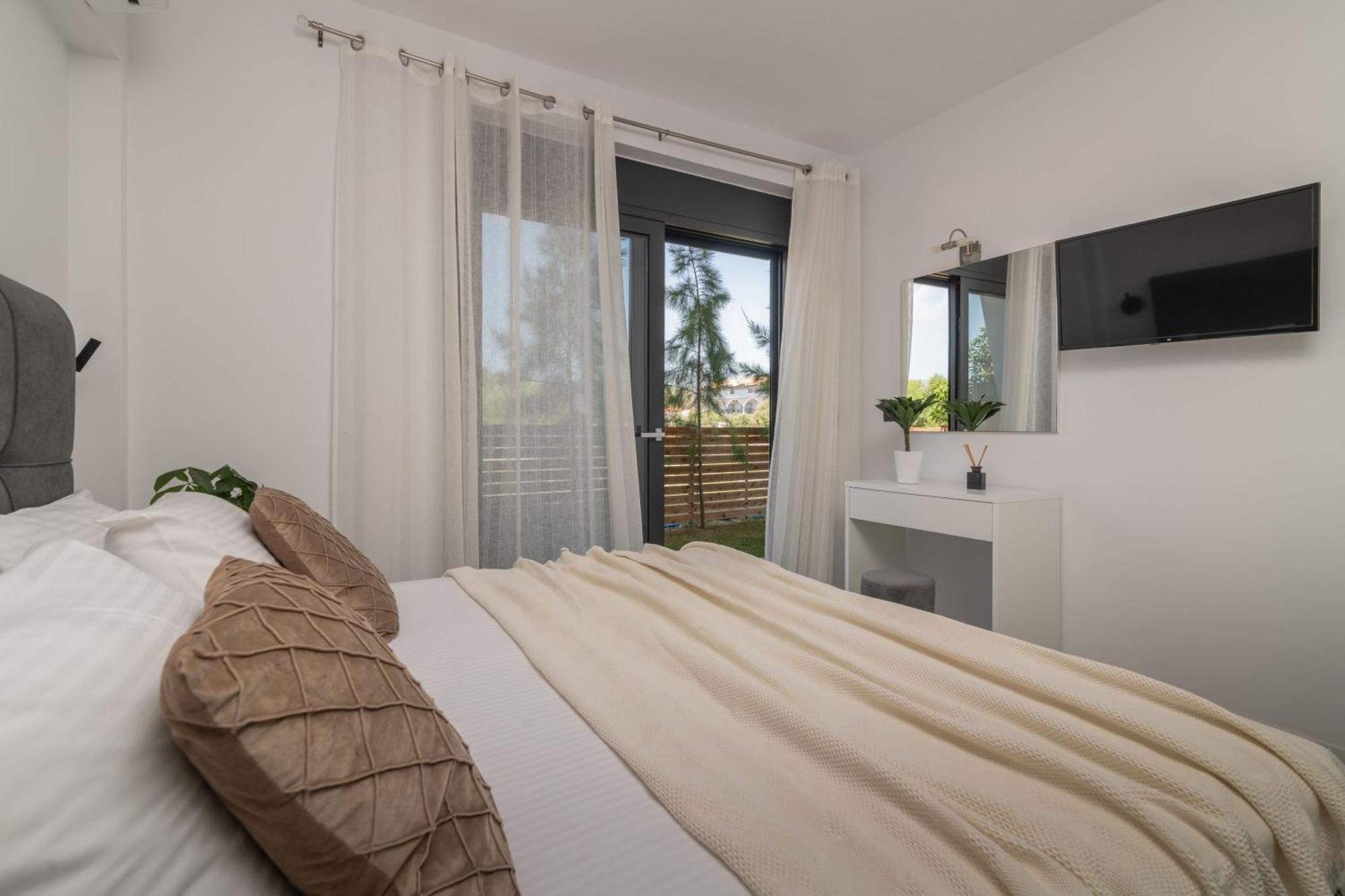 Sunwhite Villas - Private Pool & Cozy Atmosphere, By Zantewize Laganas Dış mekan fotoğraf