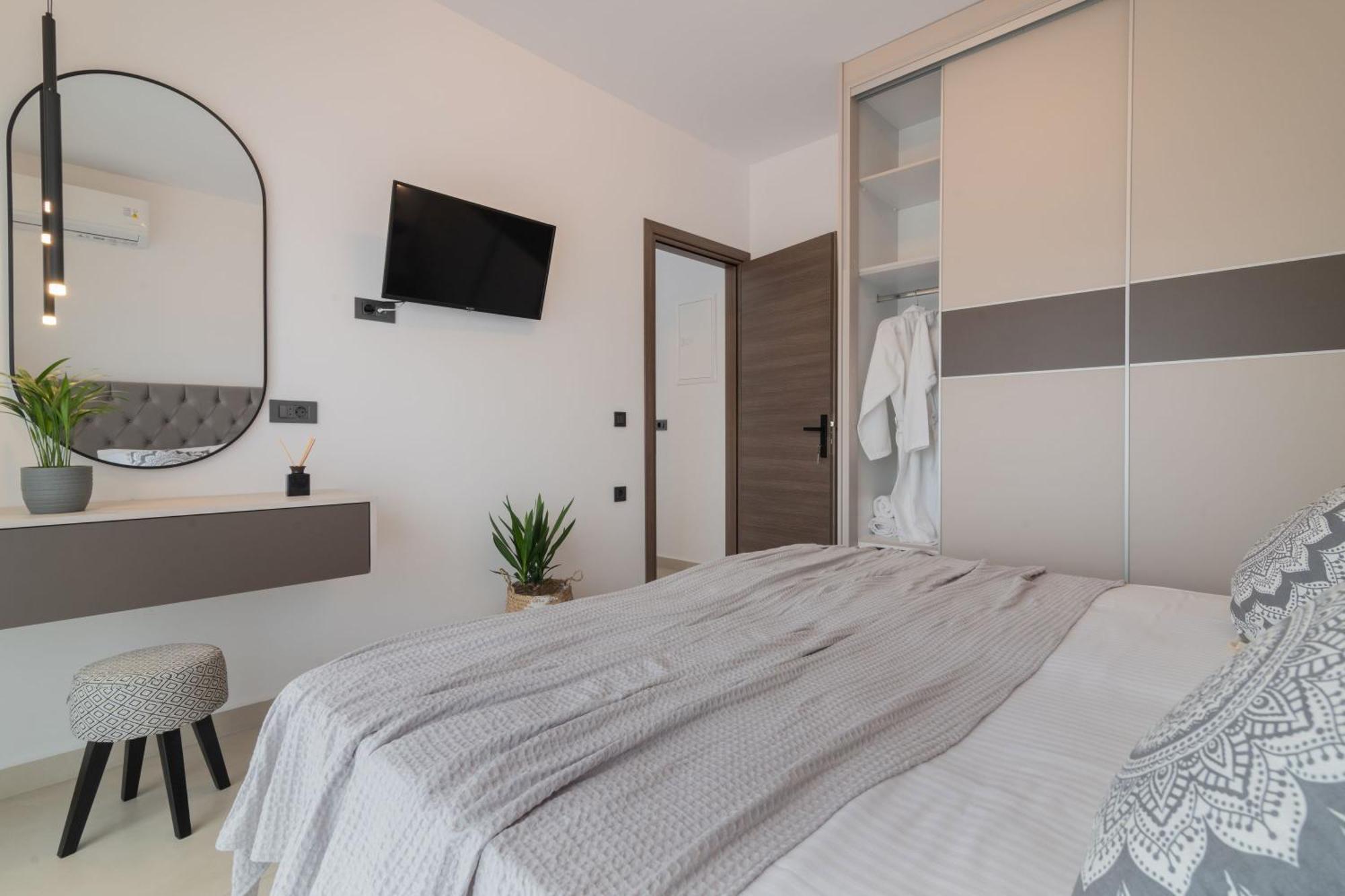 Sunwhite Villas - Private Pool & Cozy Atmosphere, By Zantewize Laganas Dış mekan fotoğraf